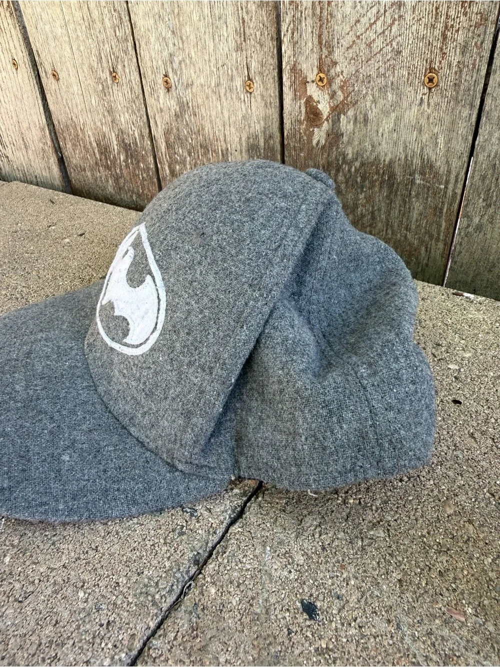 Batman DC Comic Mens Gray Logo Cap Hat Wool Viscose